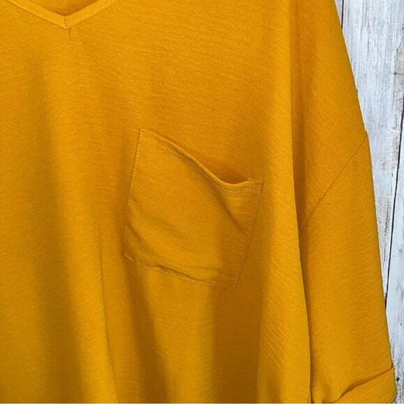 BiBi Mustard Oversized High Low Pocket Blouse - Picture 6 of 6